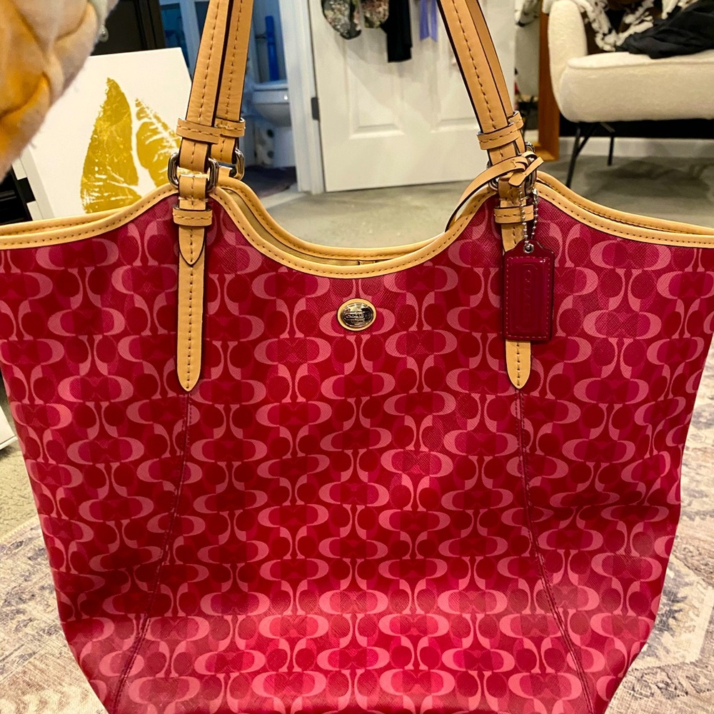 COACH hot pink bag brand new no tags